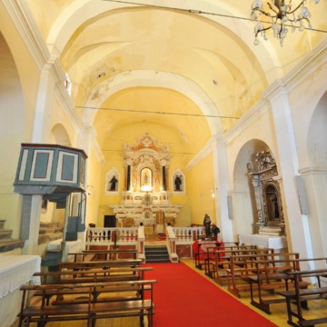 Padria, chiesa di Santa Maria degli Angeli. Interno (foto Ivo Piras)