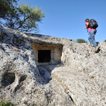 Villanova Monteleone, necropoli di Puttu Codinu. Tomba IX. (foto Ivo Piras)